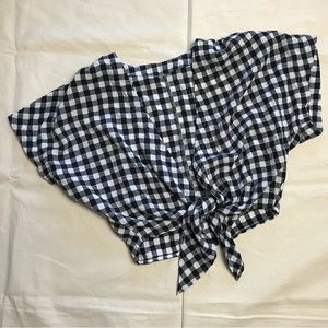 Gingham UO Tie Front Blouse Wrap Top